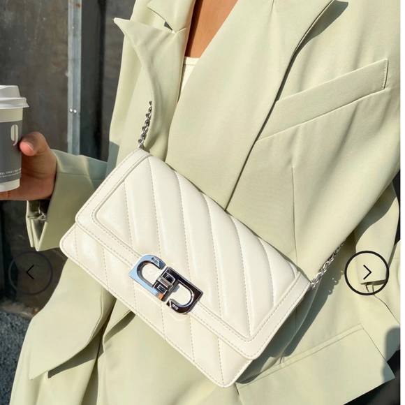 JW PEI -  Lottie Chain Crossbody Bag - White - Picture 4 of 9